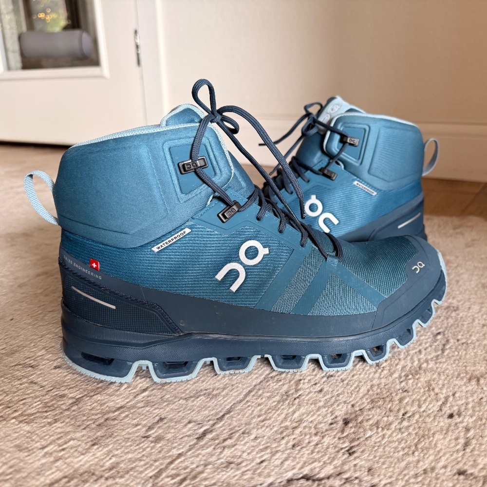 On Cloudrock Waterproof hiking shoes - Aqua green, Sz 10.5